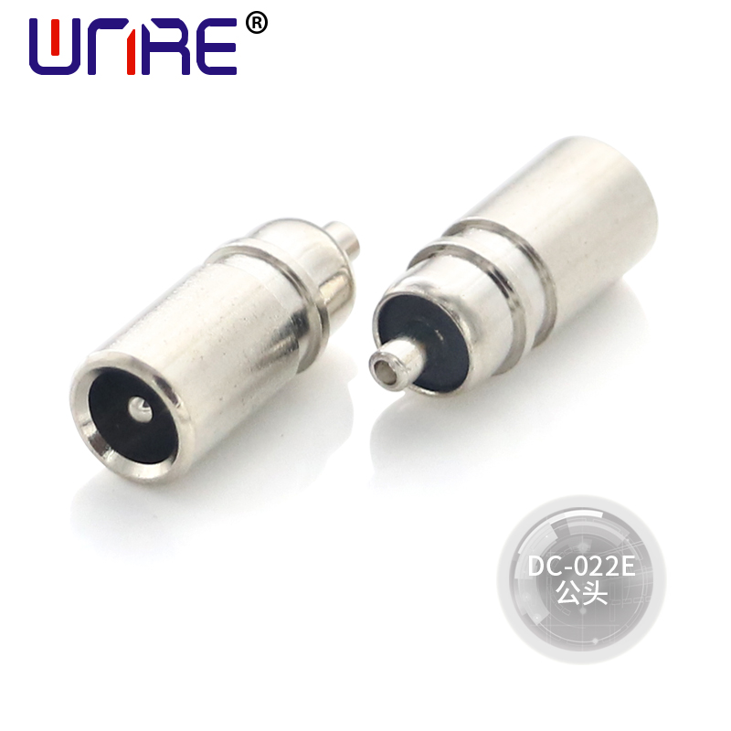 DC-022E male