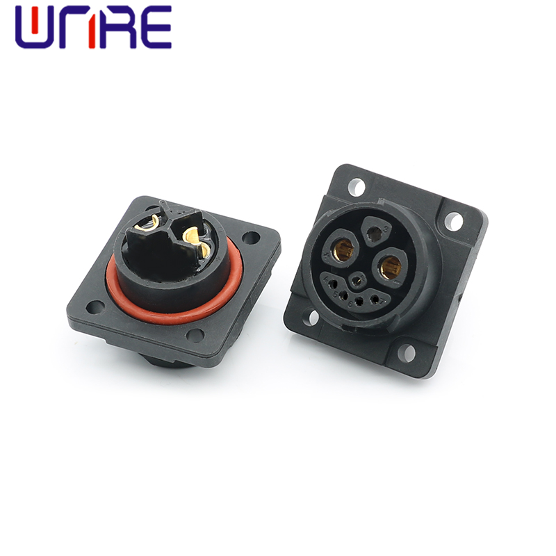 M23-2+0 square female seat