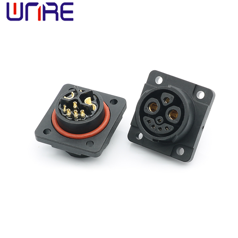 M23-2+1+5 square female seat