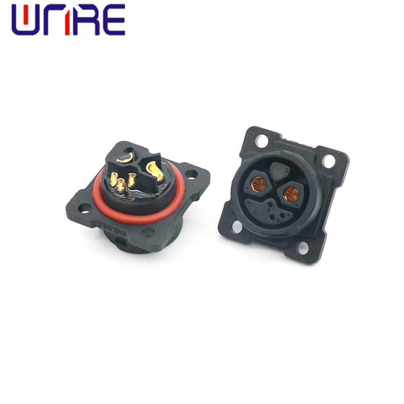 M25 square female base 2+3